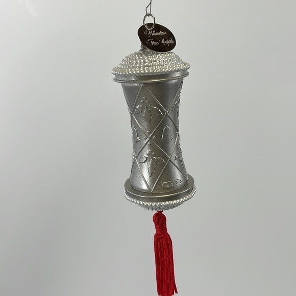 HALLMARK MILLENNIUM TIME CAPSULE 2000/2001 - Picture 2 of 7